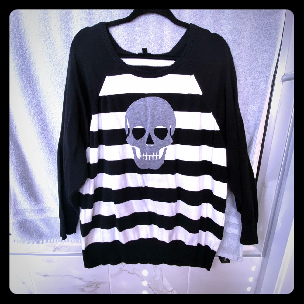 Sz 3 striped sweater